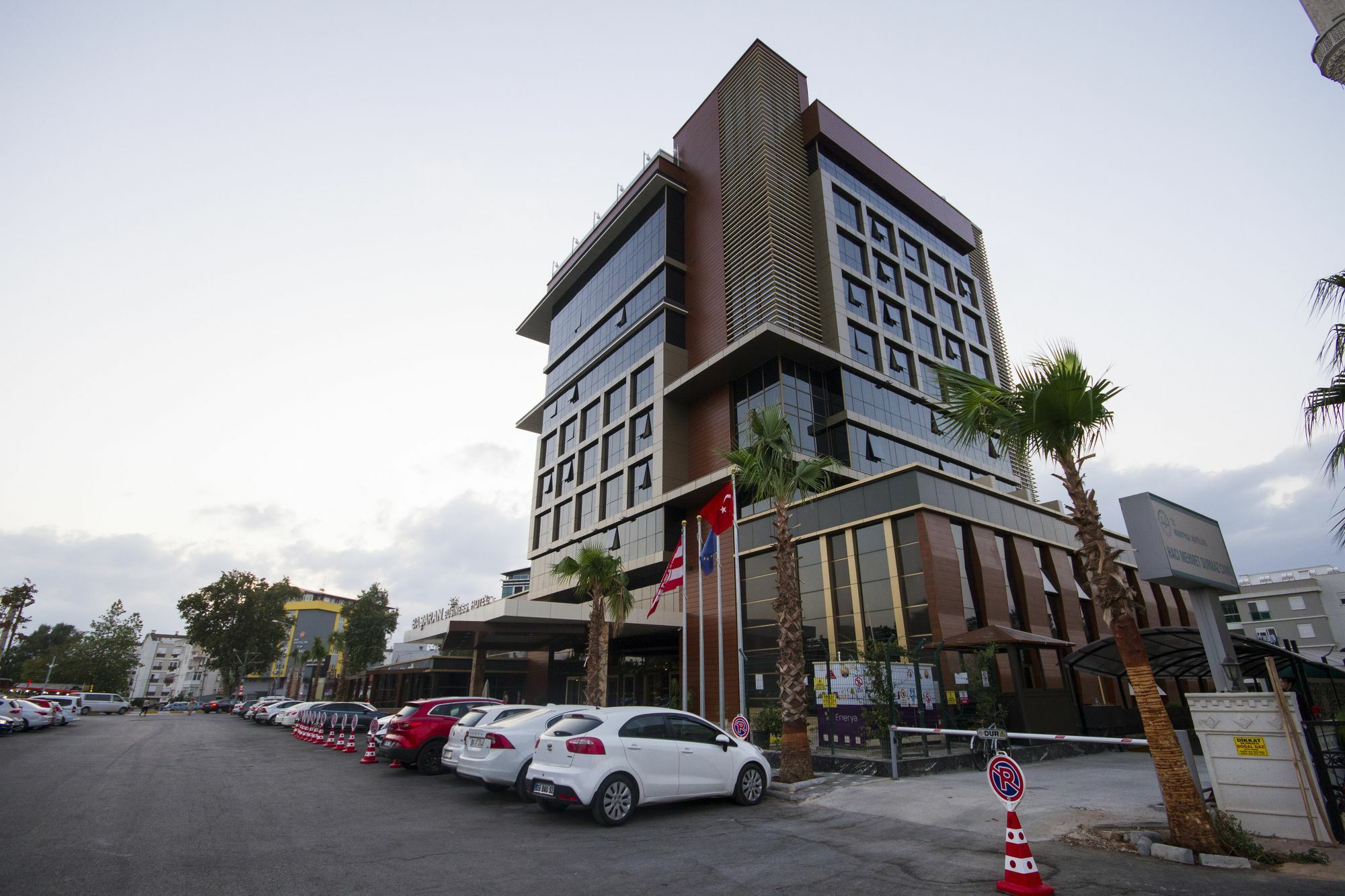 Sky Business Hotel Antália Exterior foto